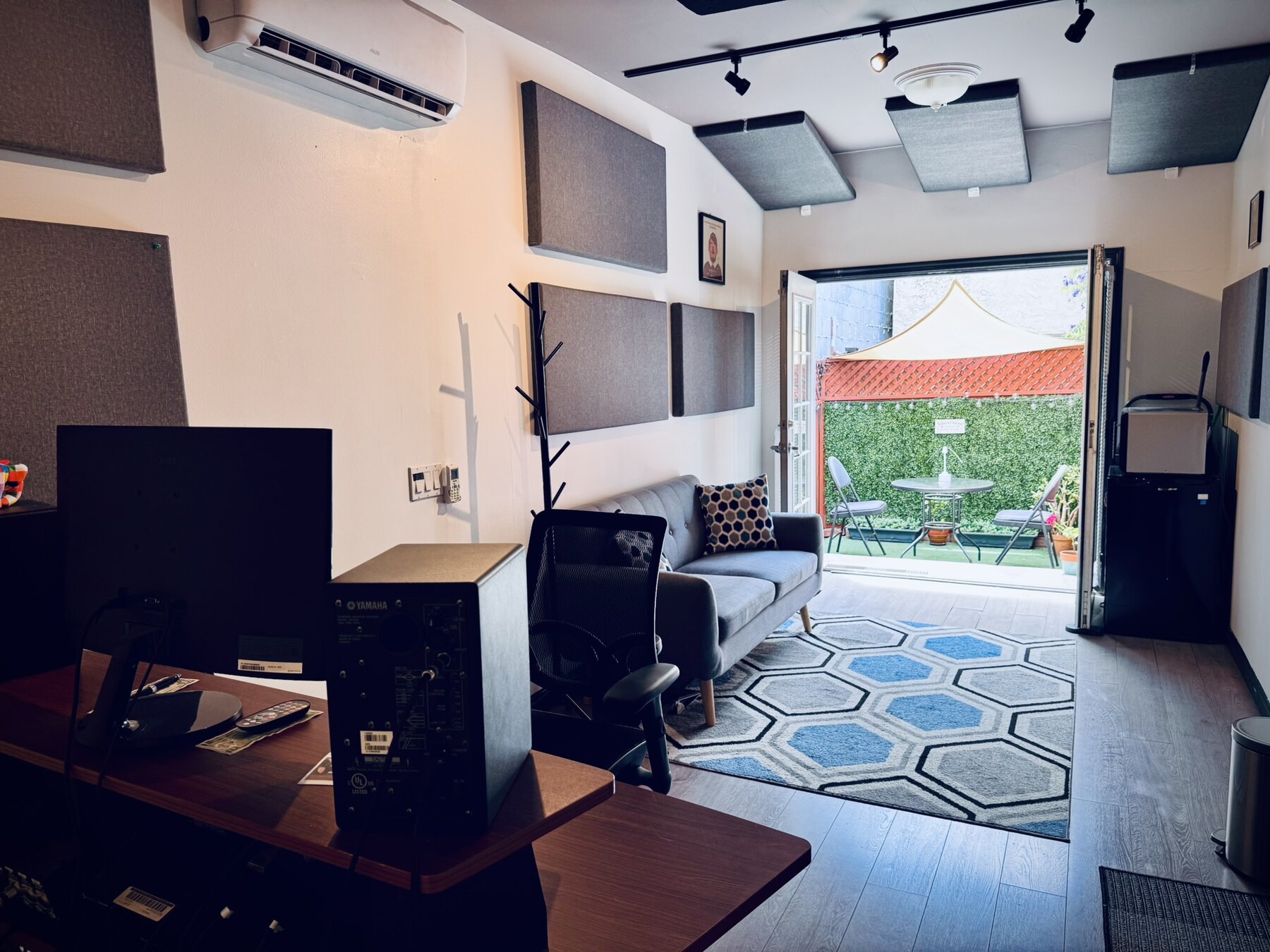 Blacknoise Audio recording studio lounge and patio